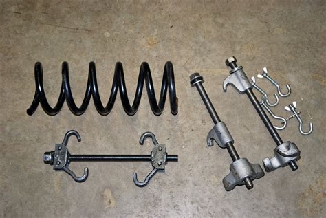 inside coil spring compressor tool